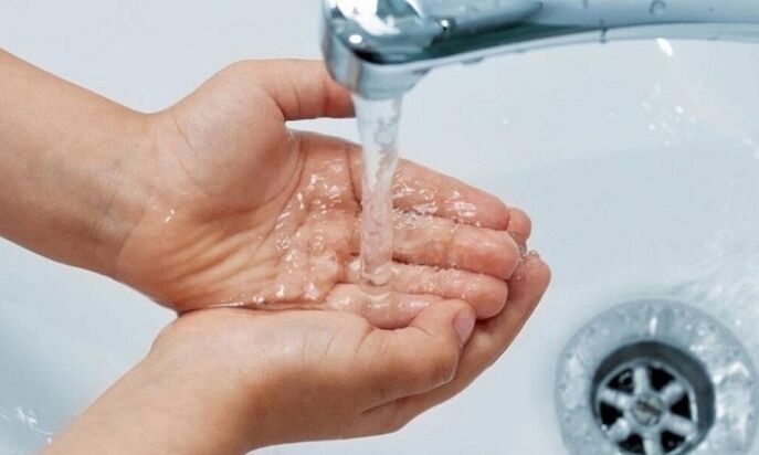 измиване на ръцете като превенция от заразяване с паразити